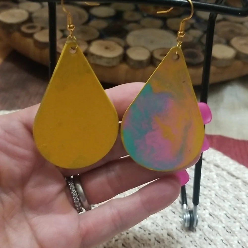 Handmade wood acrylic poured earrings - Picture 2 of 2